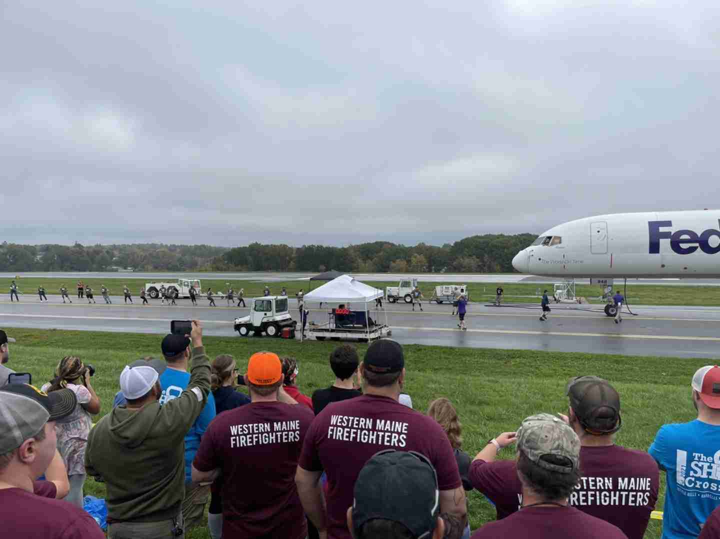 Plane Pull Recal Team.jpg