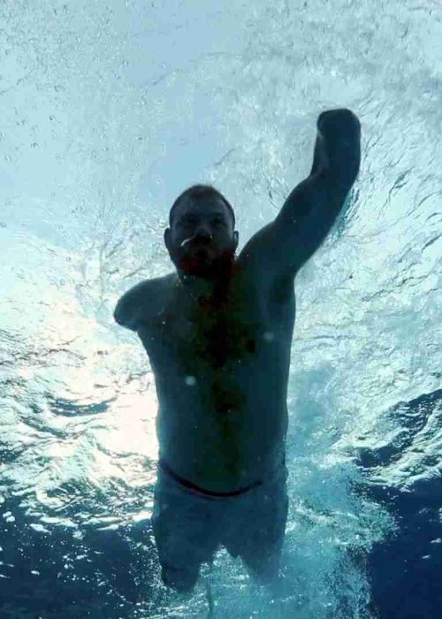 Copy of Copy of Travis_swims